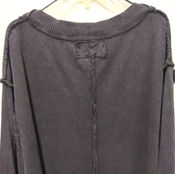 Free People Asher Thermal Knit Vneck Top Black NWT - Picture 8 of 13